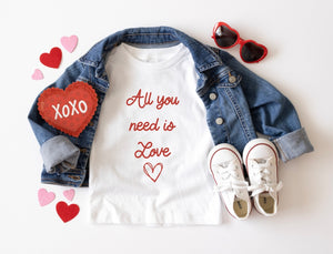 “All you need is Love” T-Shirt